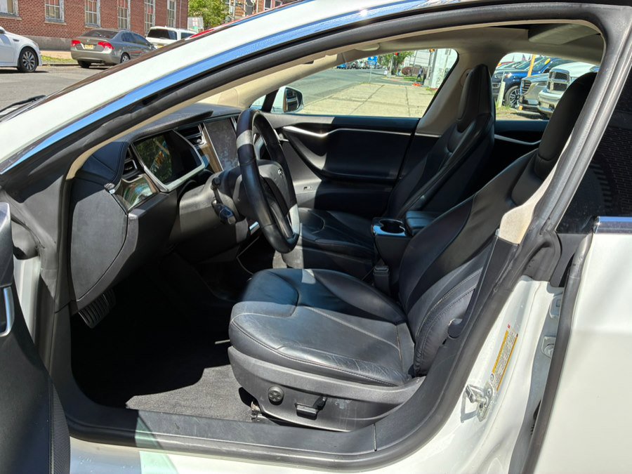 Used 2013 Tesla Model S Performance RWD image 16