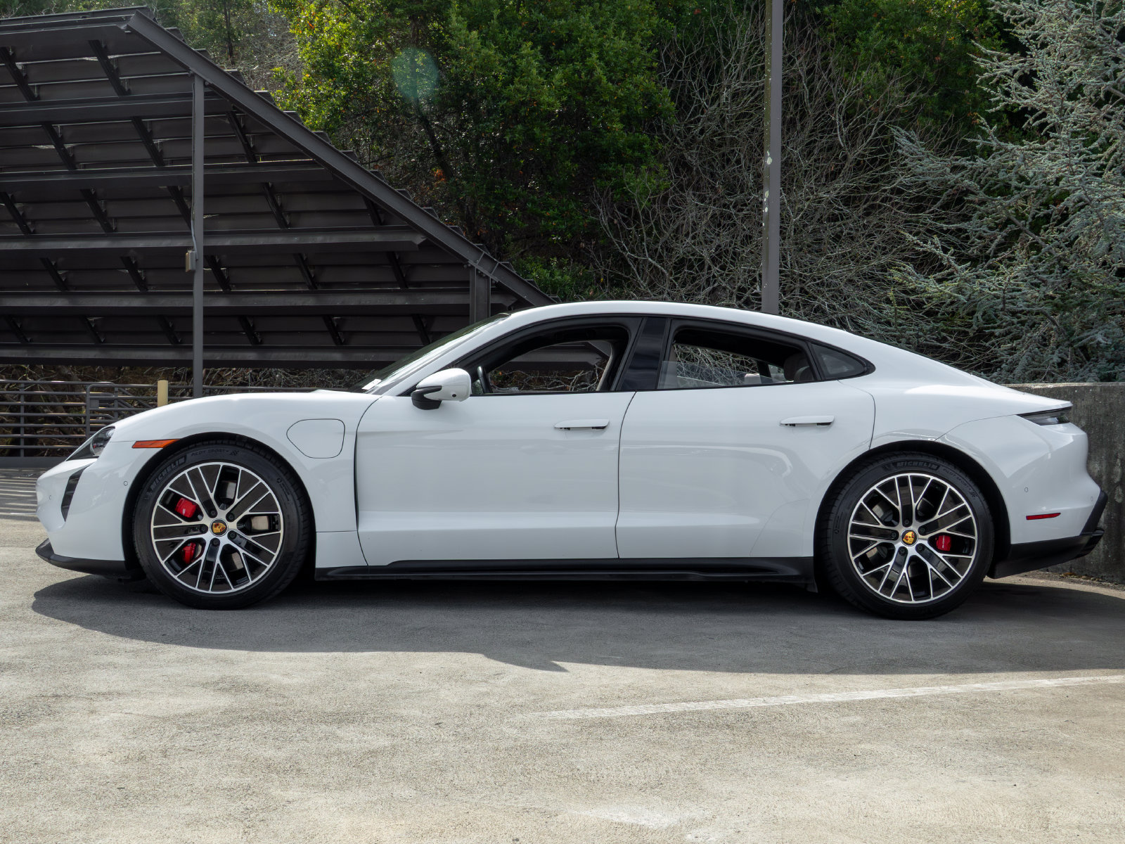 Certified 2024 Porsche Taycan GTS AWD/4WD image 2