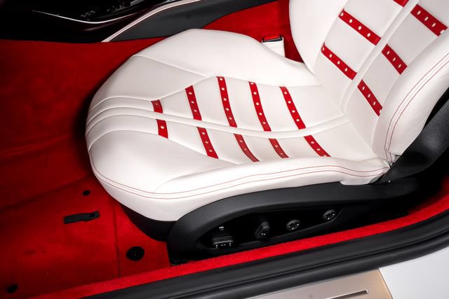 Used 2021 Ferrari 812 GTS RWD image 23