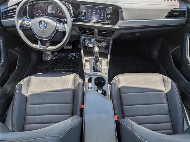 Used 2021 Volkswagen Jetta SE w/ SE Cold Weather Package FWD image 17