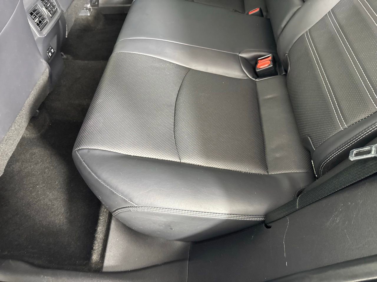 Used 2019 Toyota RAV4 Limited w/ Advanced Technology Package image 33