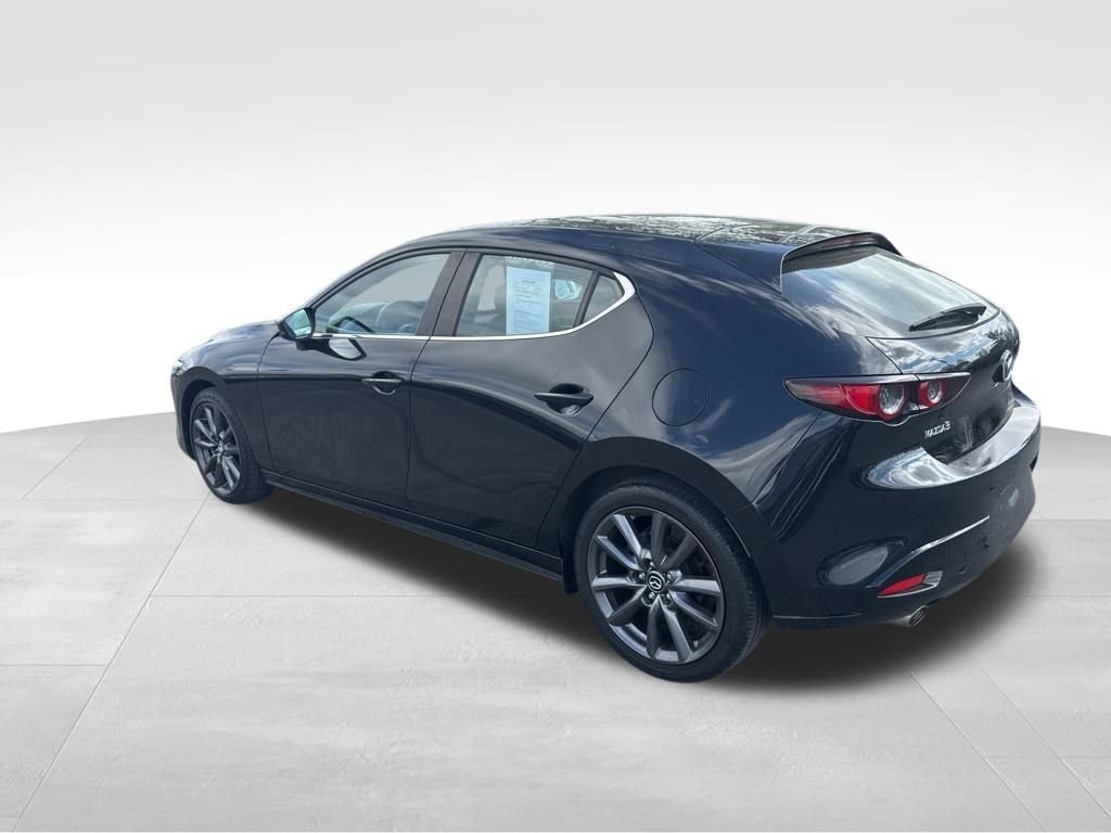 Used 2020 MAZDA MAZDA3 Hatchback FWD image 3