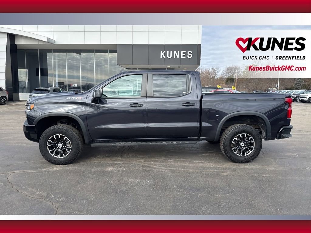 Used 2023 Chevrolet Silverado 1500 ZR2 w/ Technology Package image 13