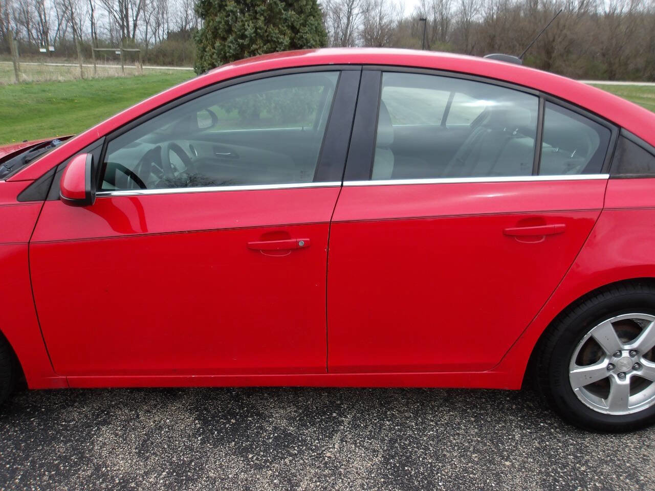 Used 2015 Chevrolet Cruze LT image 28
