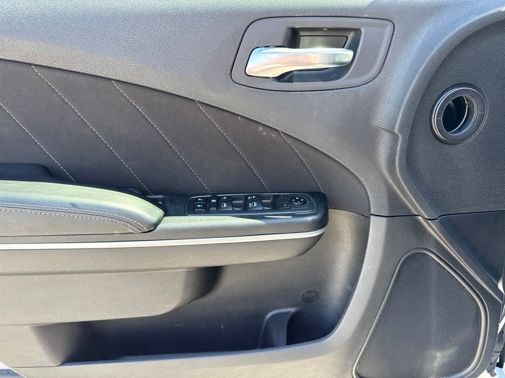 Used 2020 Dodge Charger Scat Pack RWD image 18