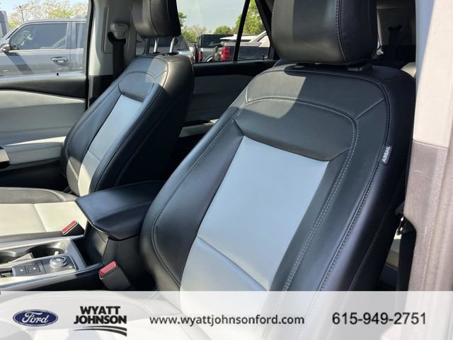Certified 2023 Ford Explorer XLT w/ Equipment Group 202A AWD/4WD image 29