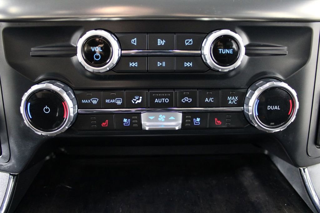 Used 2023 Ford F150 Lariat w/ FX4 Off-Road Package image 26