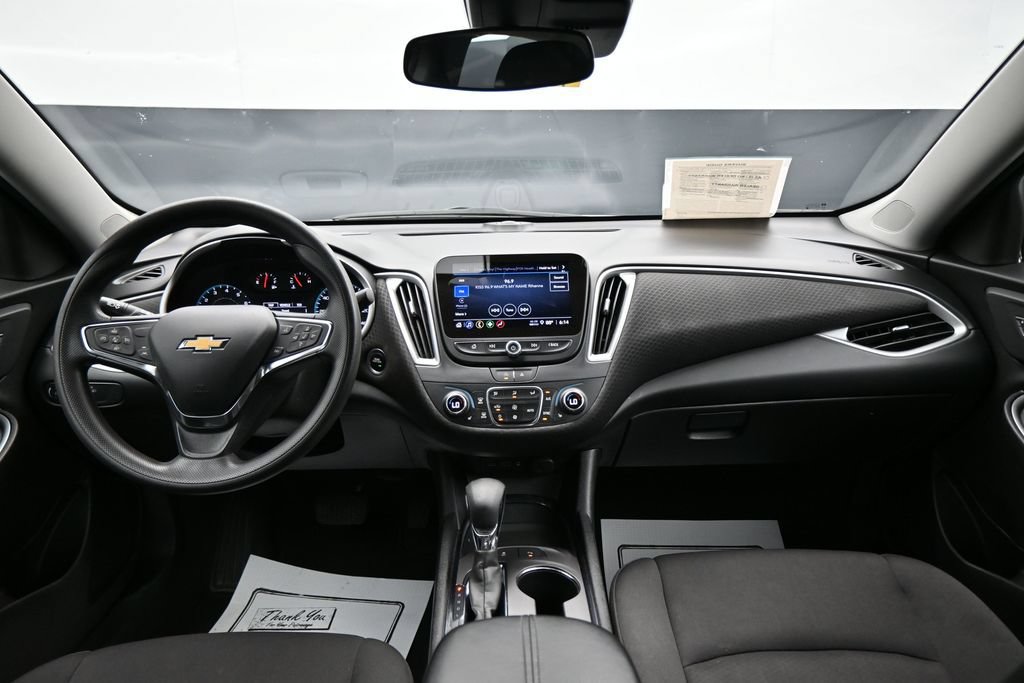 Used 2024 Chevrolet Malibu LT FWD image 13