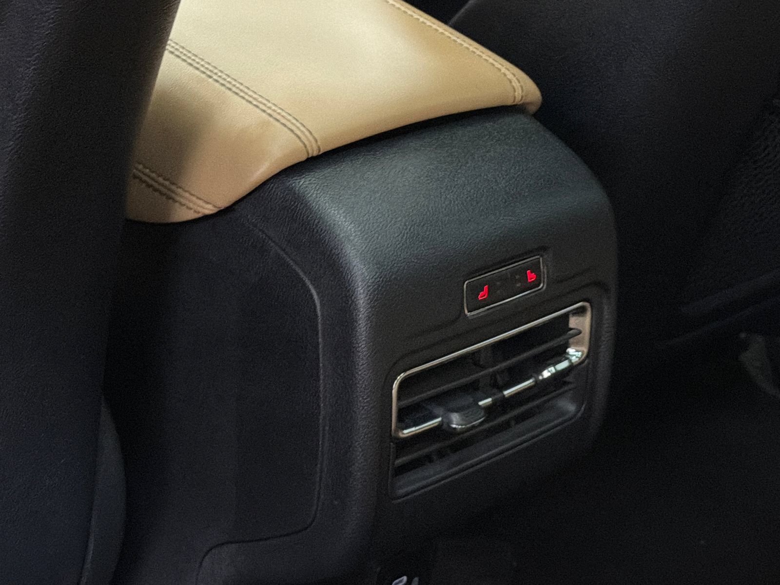 Certified 2022 Lincoln Corsair Grand Touring w/ Elements Technology Bundle AWD/4WD image 21