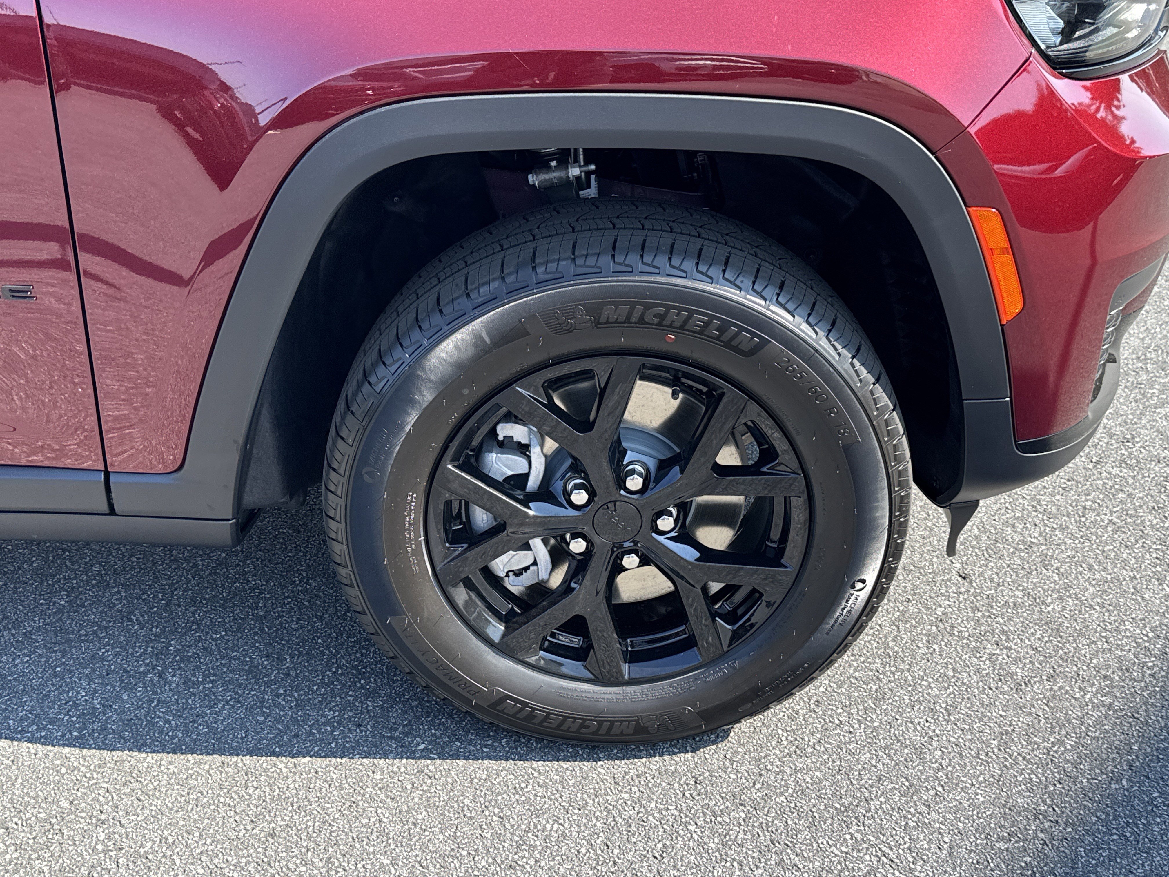 New 2025 Jeep Grand Cherokee L Altitude image 11