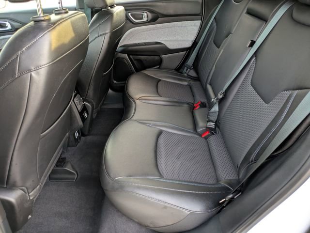 Used 2024 Jeep Compass Latitude image 26