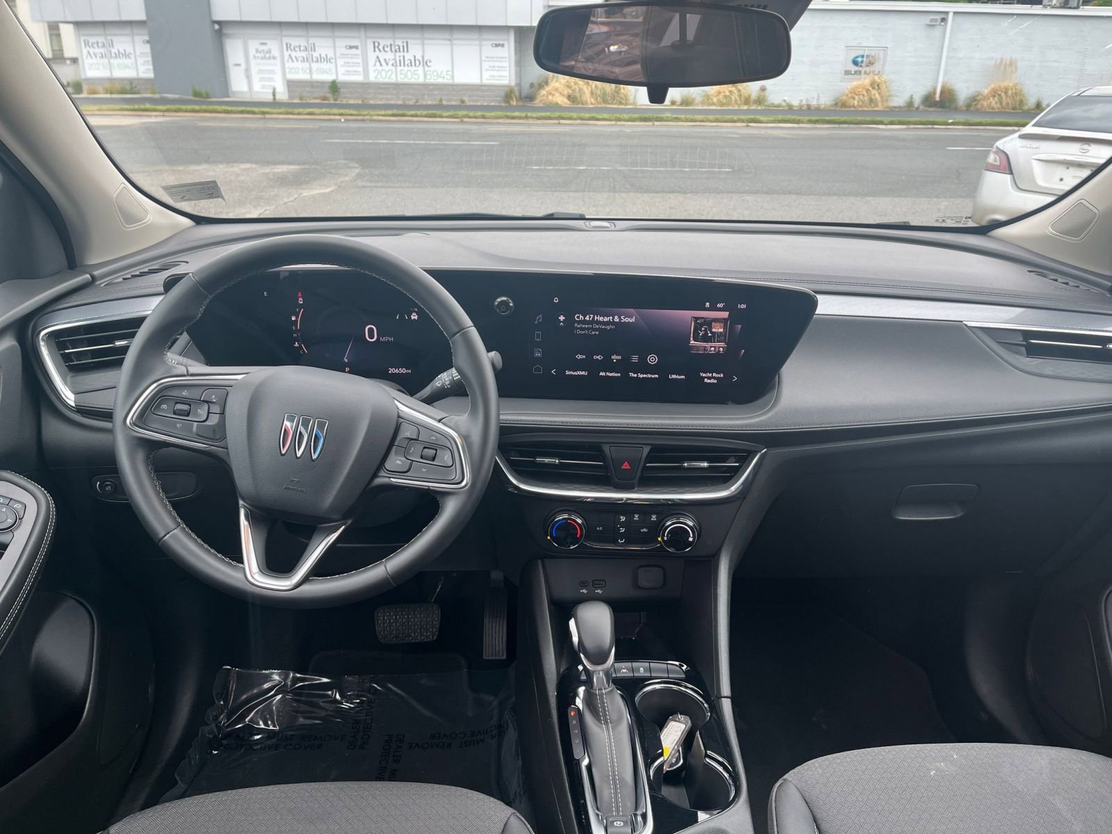 Used 2025 Buick Encore GX Preferred FWD image 32