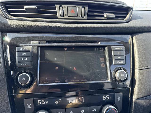 Used 2020 Nissan Rogue SV w/ Premium Package image 35