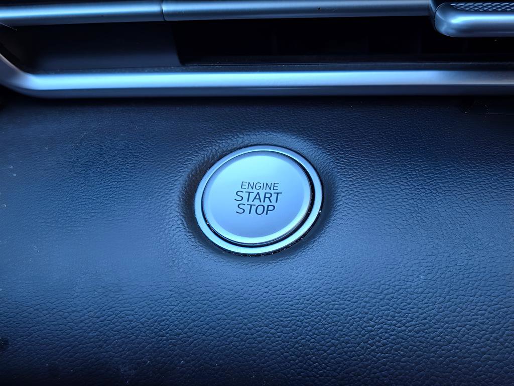 Certified 2022 Hyundai Elantra SEL image 27