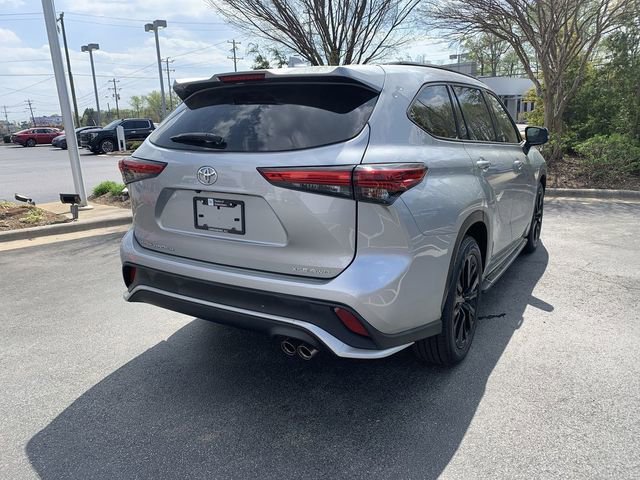 Used 2023 Toyota Highlander XSE image 8
