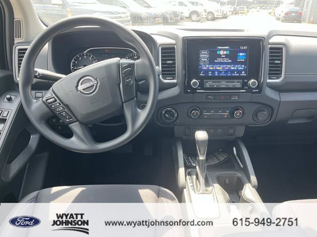 Used 2023 Nissan Frontier SV AWD/4WD image 13