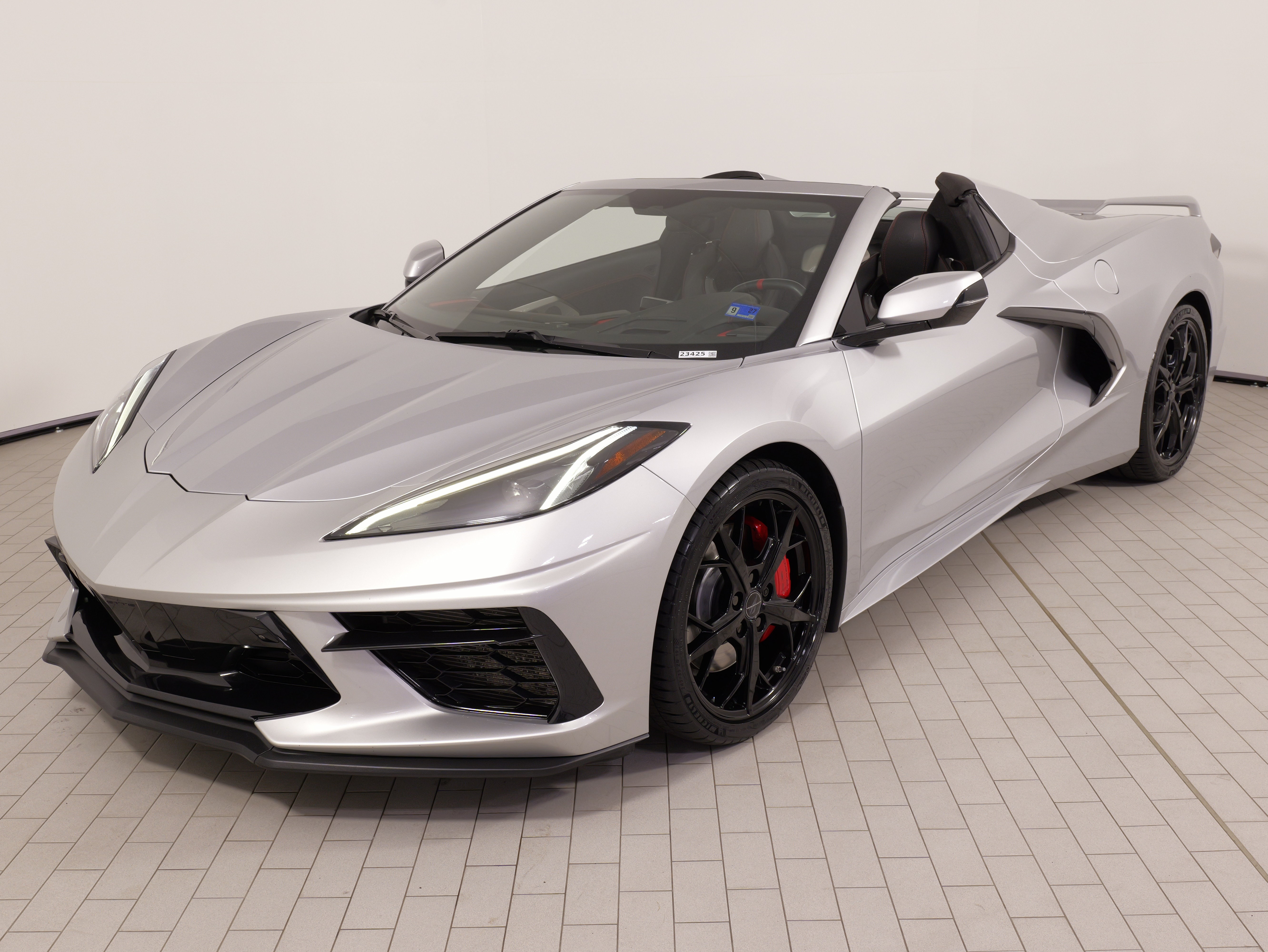 Used 2020 Chevrolet Corvette Stingray Premium Conv w/ 3LT Preferred Equipment Group RWD image 5