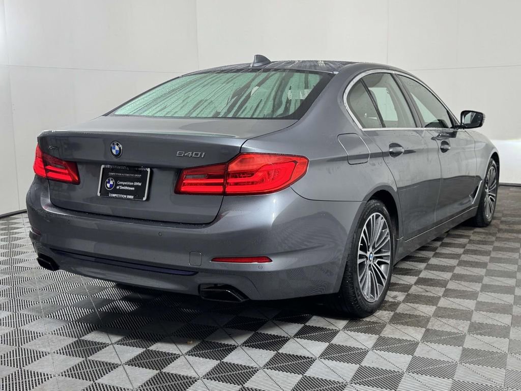 Used 2019 BMW 540i xDrive AWD/4WD image 10