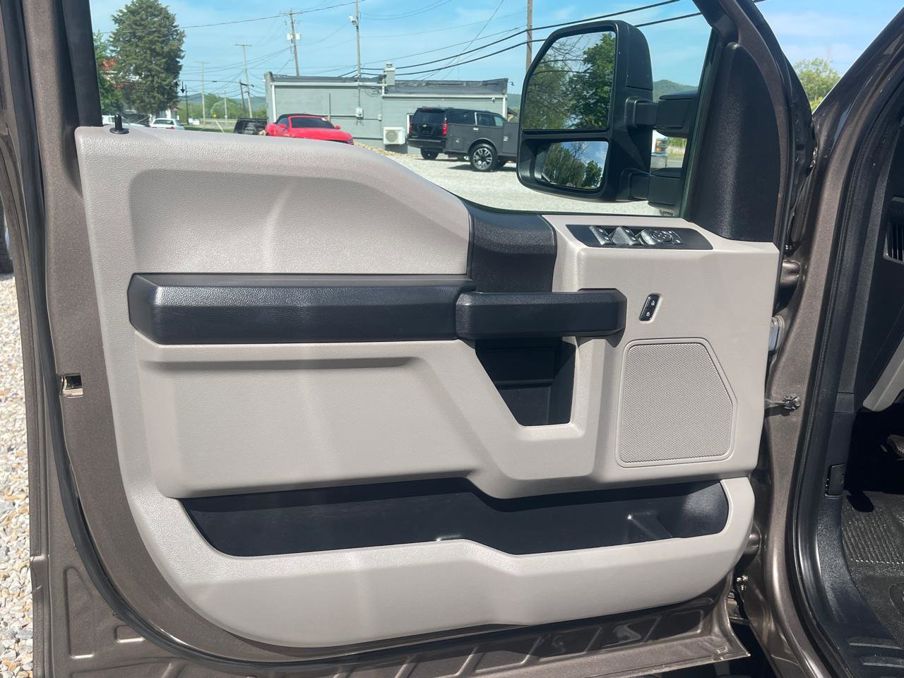 Used 2021 Ford F250 XL w/ STX Appearance Package AWD/4WD image 13