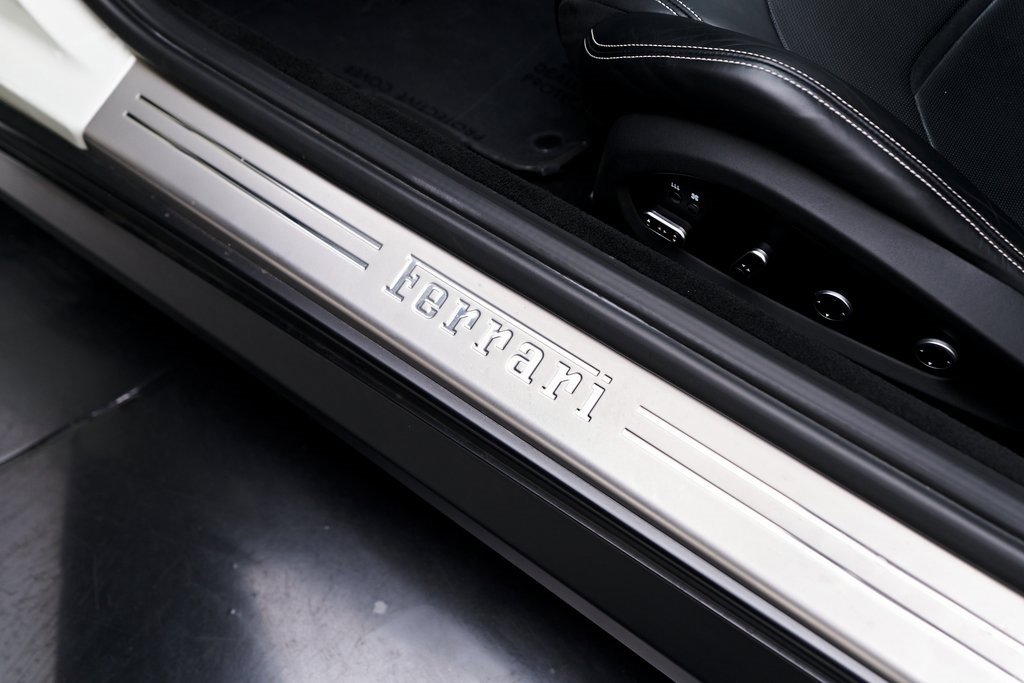 Used 2019 Ferrari GTC4Lusso T image 50
