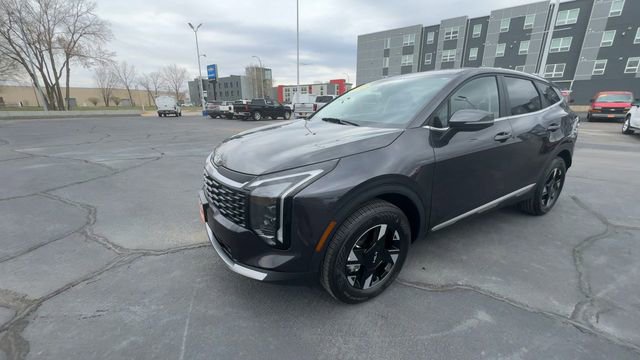 Used 2026 Kia Sportage LX w/ LX Convenience Package image 4