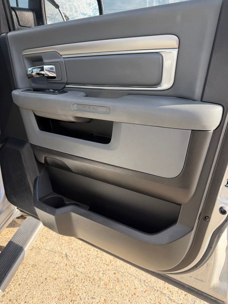 Used 2016 RAM 1500 Big Horn image 27