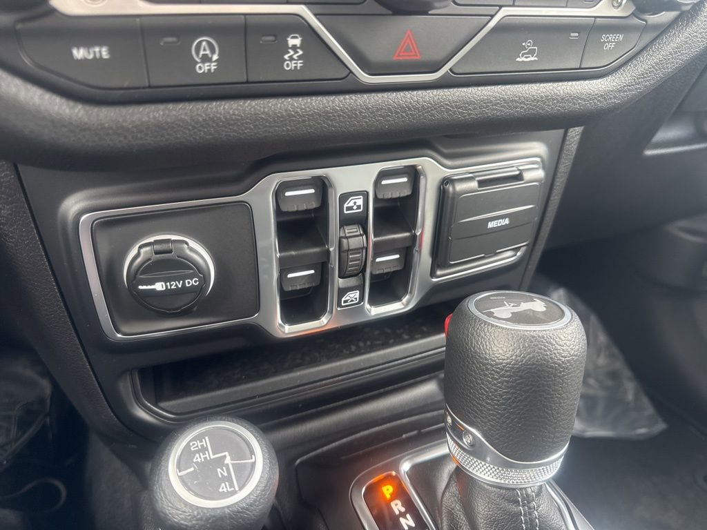 New 2025 Jeep Wrangler Unlimited Sport AWD/4WD image 19
