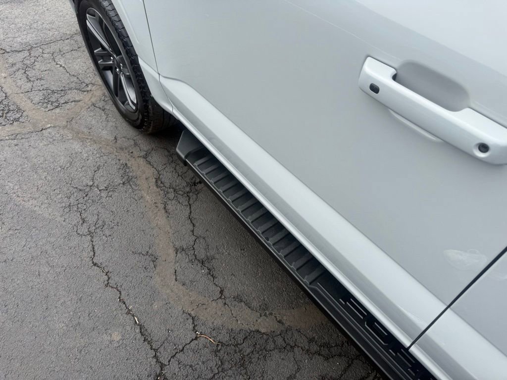 Used 2023 Ford F150 Lariat AWD/4WD image 15