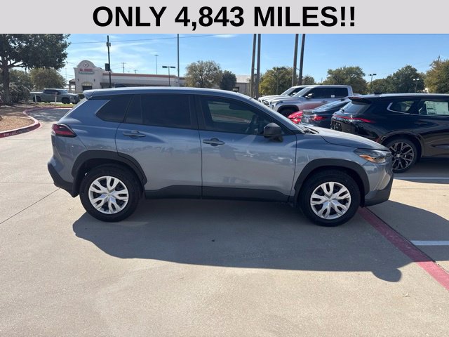 Used 2026 Toyota Corolla Cross L FWD image 2