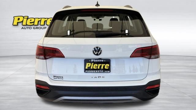 Used 2023 Volkswagen Taos S FWD image 3