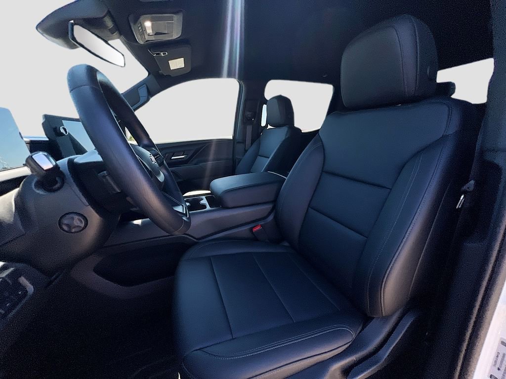 Used 2024 Chevrolet Silverado EV W/T AWD/4WD image 18