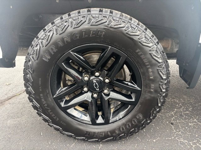 Used 2023 Chevrolet Silverado 1500 LT Trail Boss w/ Protection Package image 8