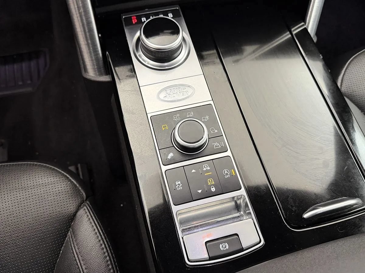Used 2020 Land Rover Discovery HSE AWD/4WD image 39