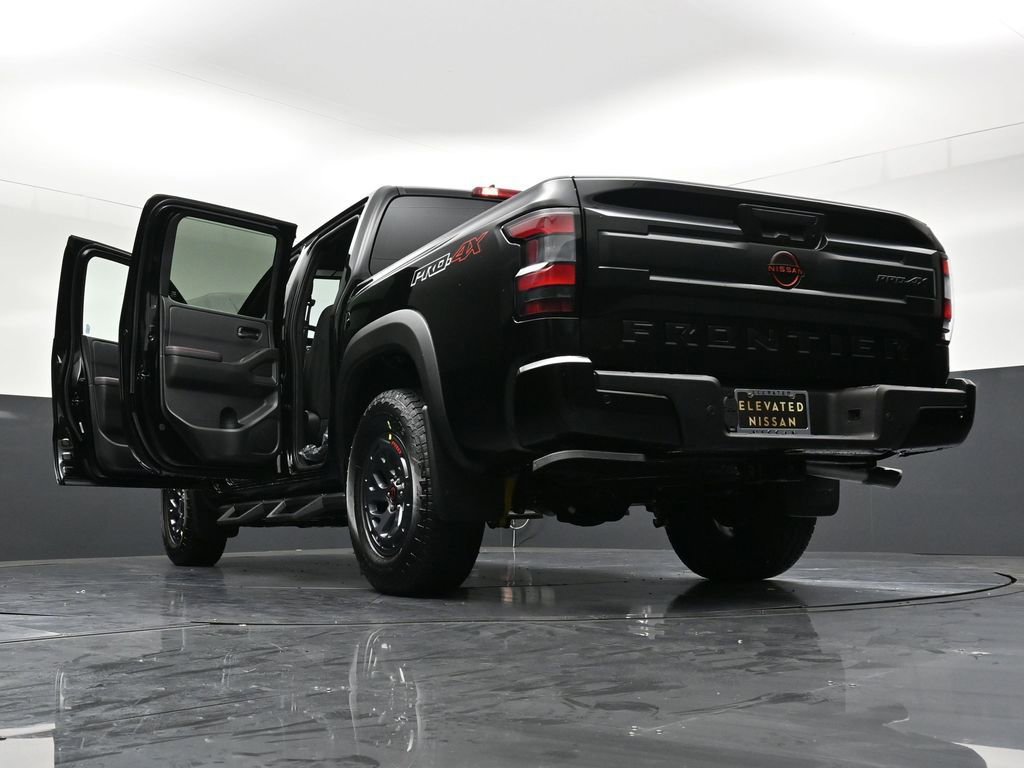 New 2026 Nissan Frontier PRO-4X w/ Tow Package image 39