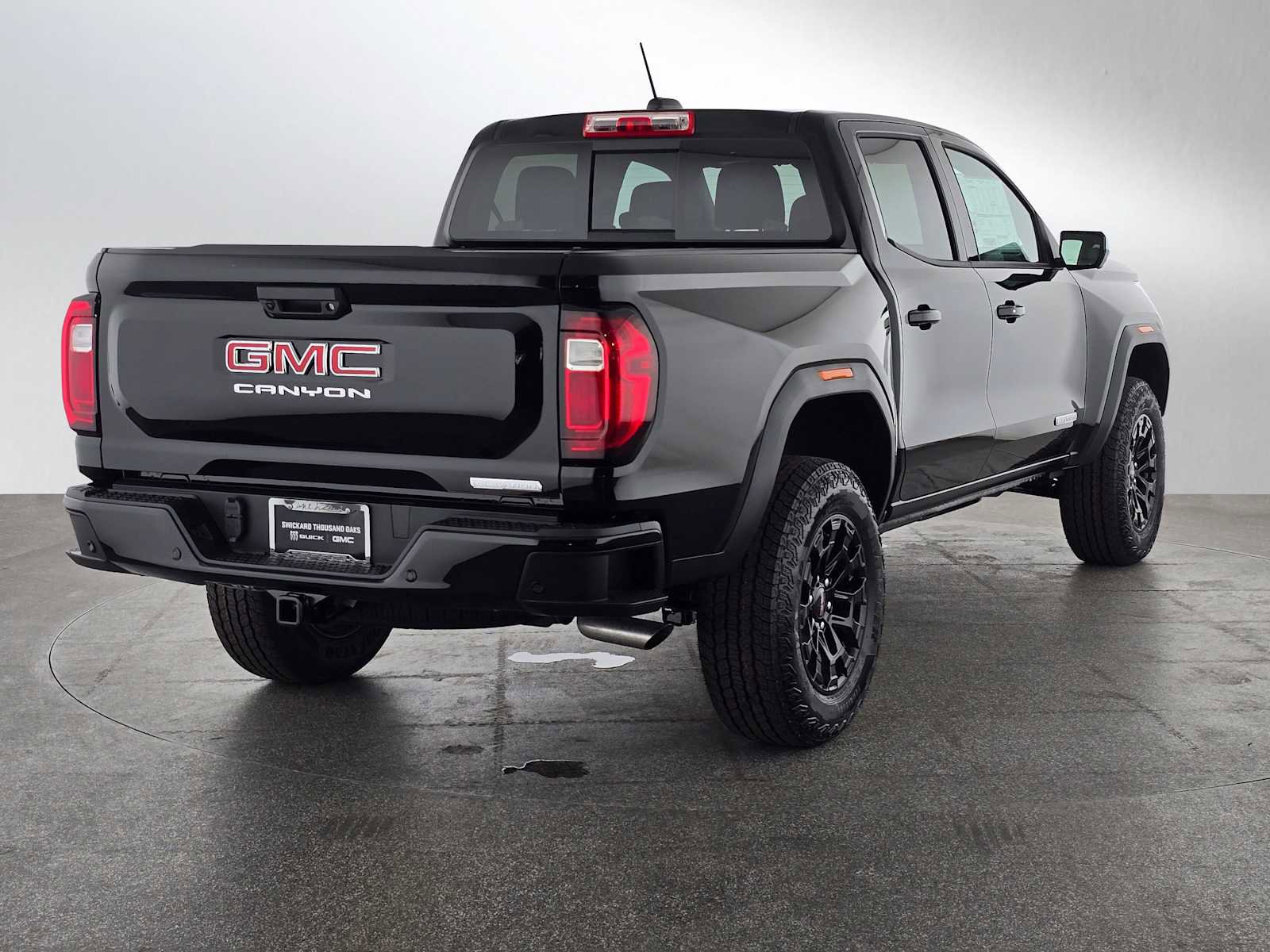 New 2026 GMC Canyon Elevation w/ Convenience Package image 3