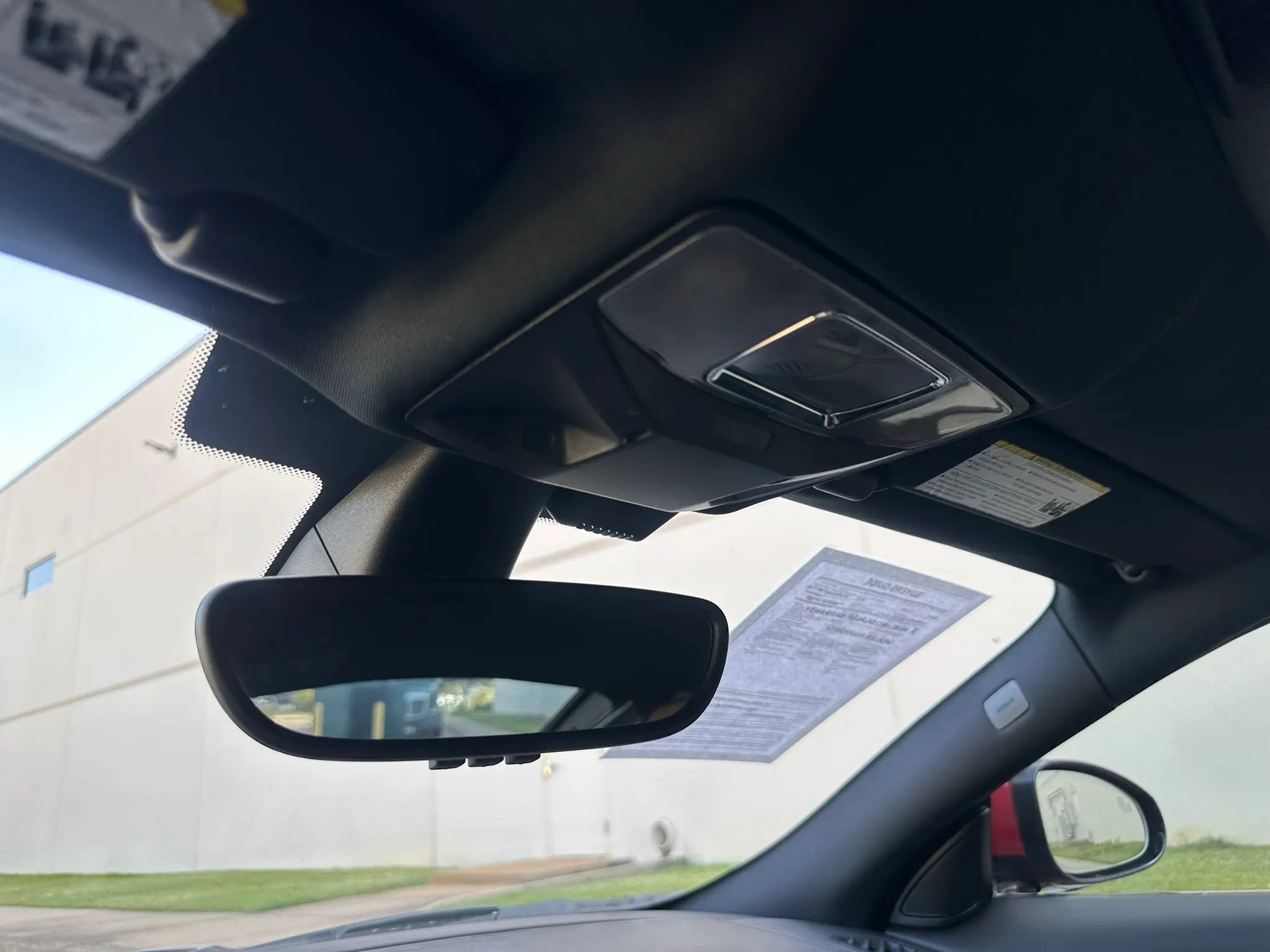 Used 2015 Jaguar F-TYPE R RWD image 32