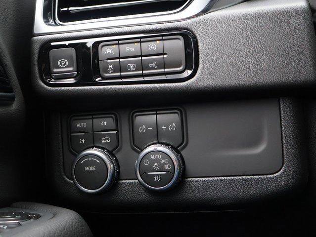 New 2026 GMC Yukon Denali w/ Sun & Power Step Package image 39