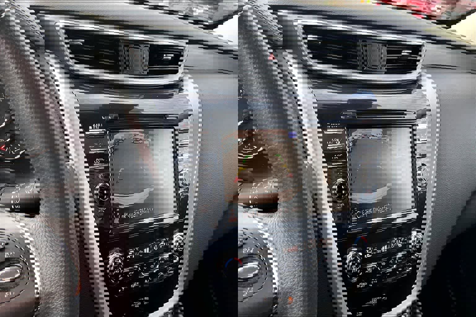 Used 2020 Nissan Murano SL image 27