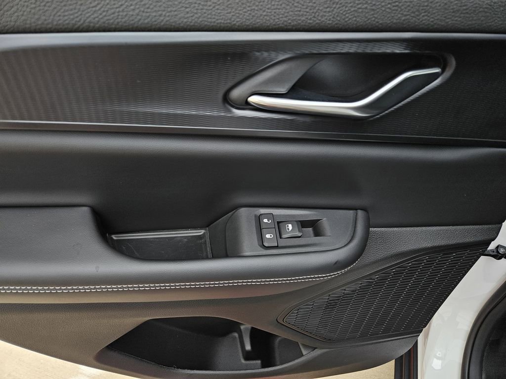 New 2026 Jeep Grand Cherokee Laredo RWD image 13