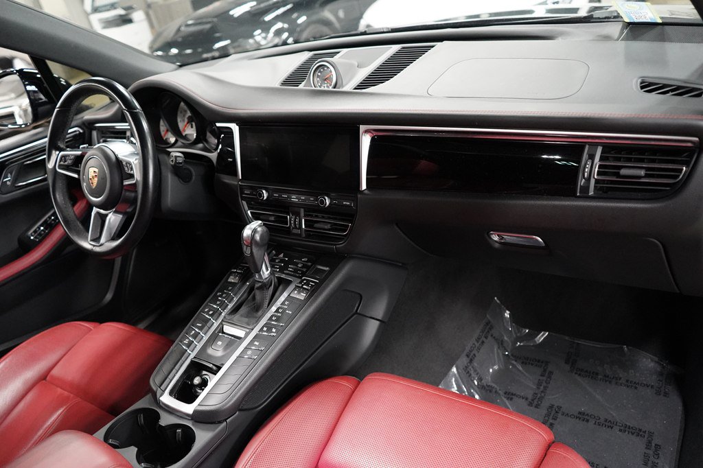 Used 2020 Porsche Macan S AWD/4WD image 29