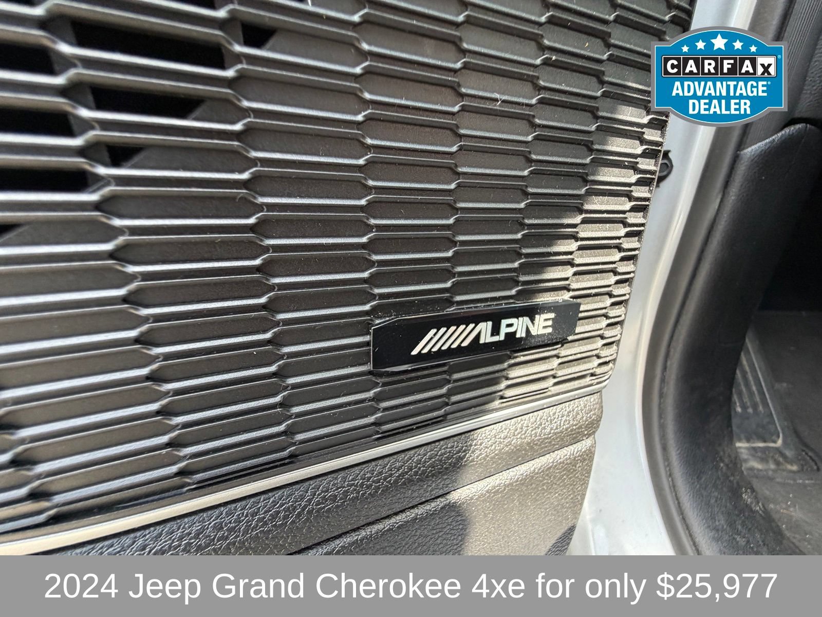 Used 2024 Jeep Grand Cherokee Limited 4xe AWD/4WD image 10