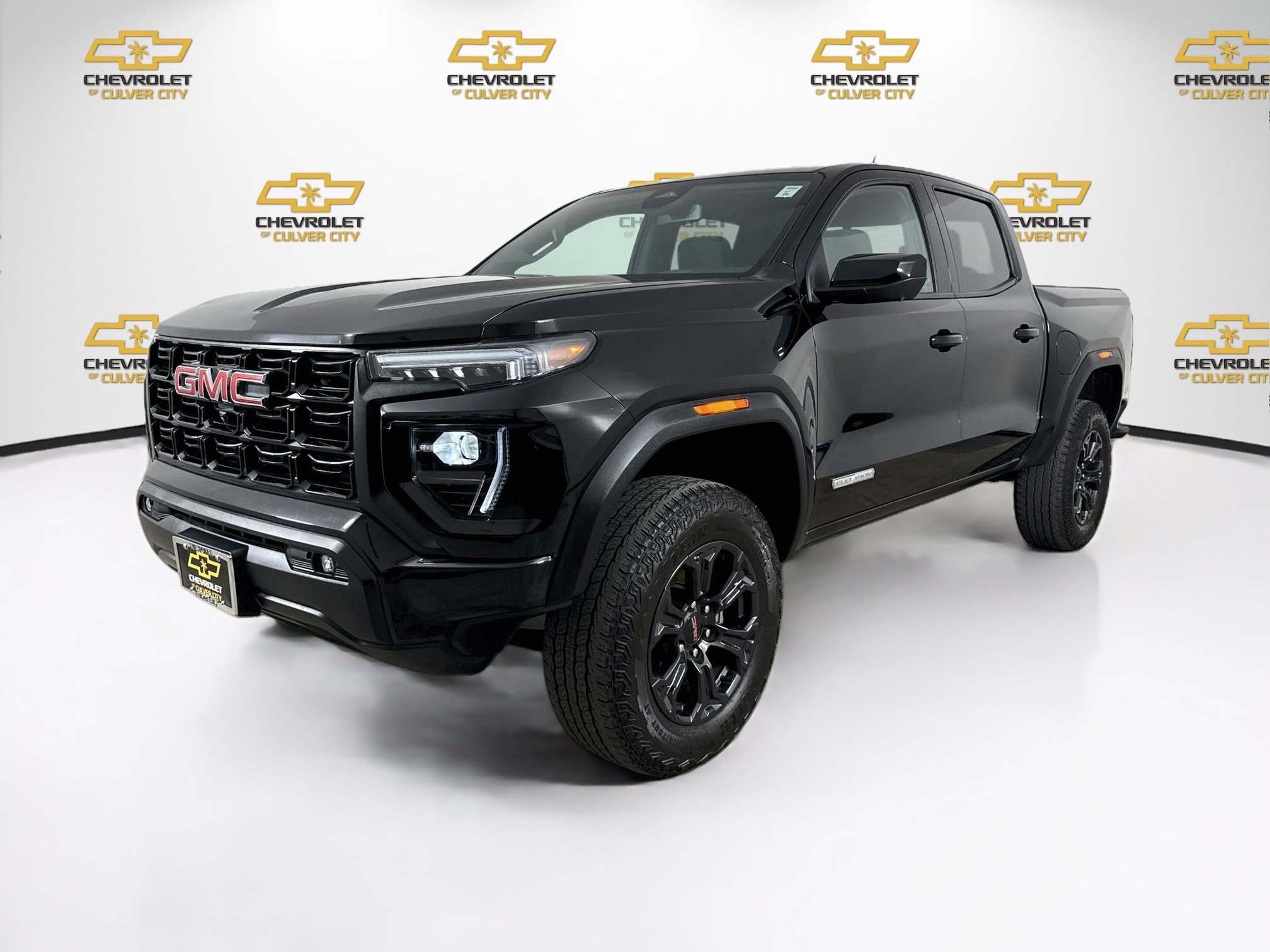 Used 2024 GMC Canyon Elevation w/ Convenience Package RWD image 3