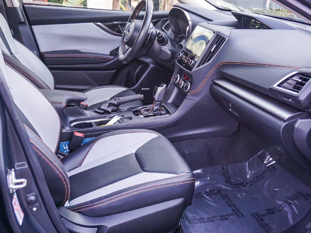 Used 2020 Subaru Crosstrek 2.0i Limited w/ Moonroof Package w/Navigation AWD/4WD image 12