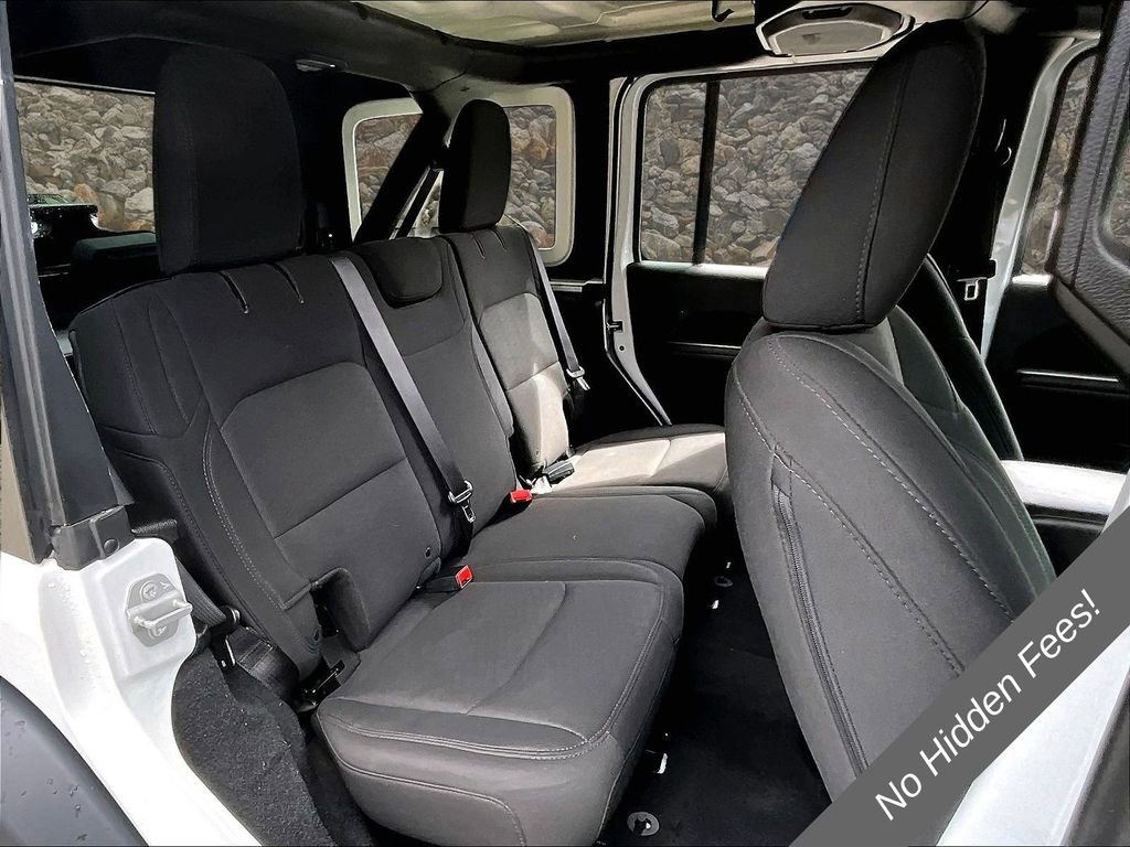 Used 2018 Jeep Wrangler Unlimited Sport S AWD/4WD image 24