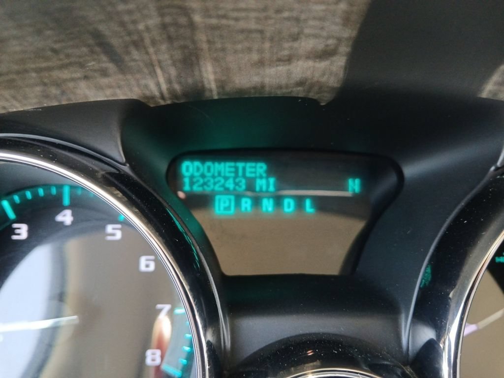 Used 2015 Buick Enclave Leather FWD image 7