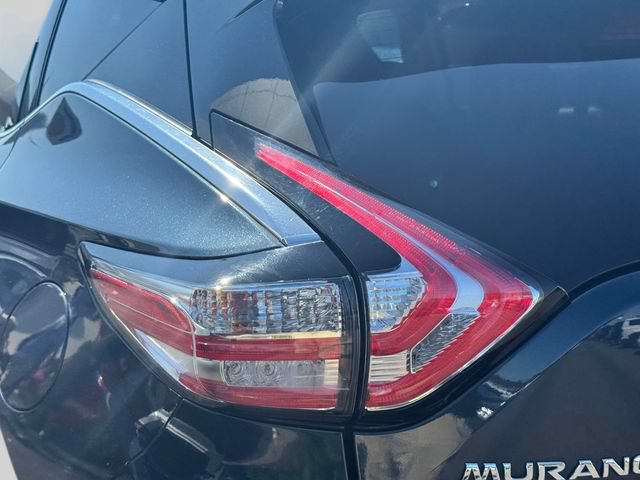 Used 2018 Nissan Murano S AWD/4WD image 14