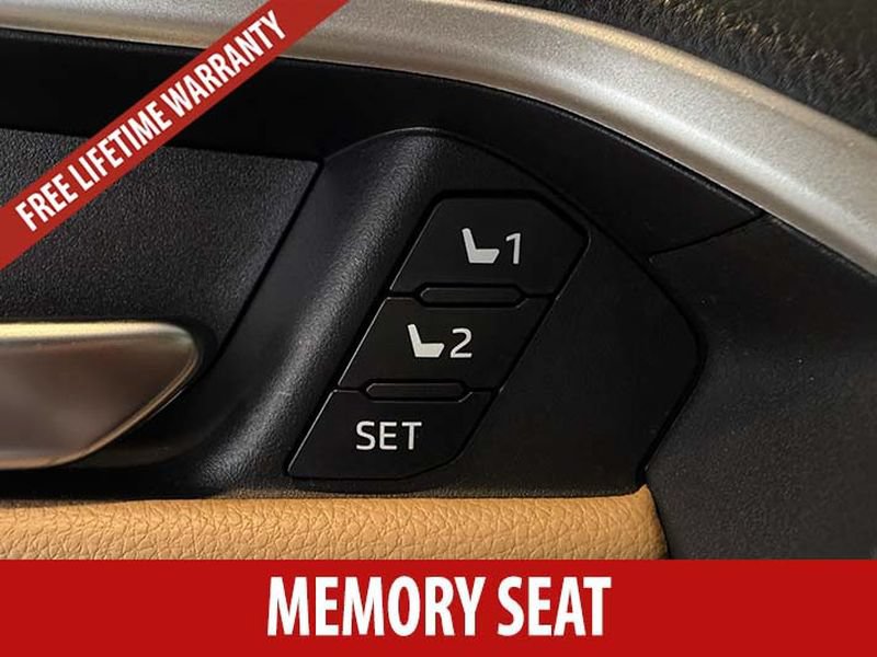 Used 2025 Toyota RAV4 Limited AWD/4WD image 8
