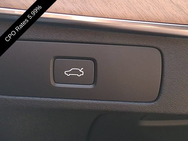 Certified 2025 Volvo XC90 B6 Plus AWD/4WD image 29