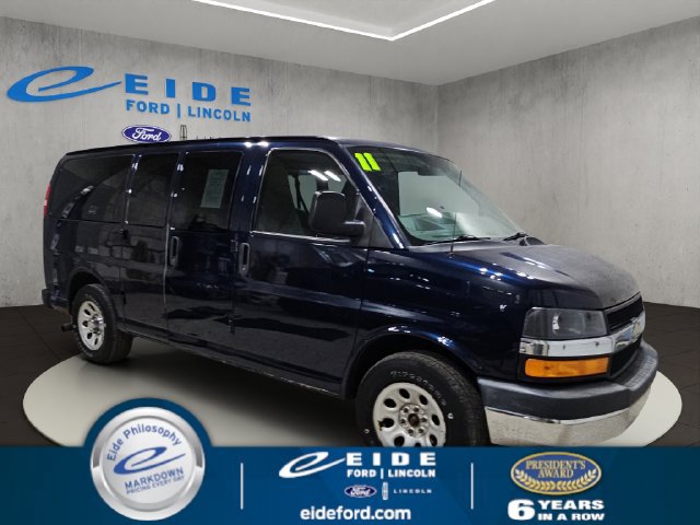 Used 2011 Chevrolet Express 1500 LT w/ LT Preferred Equipment Group AWD/4WD image 1