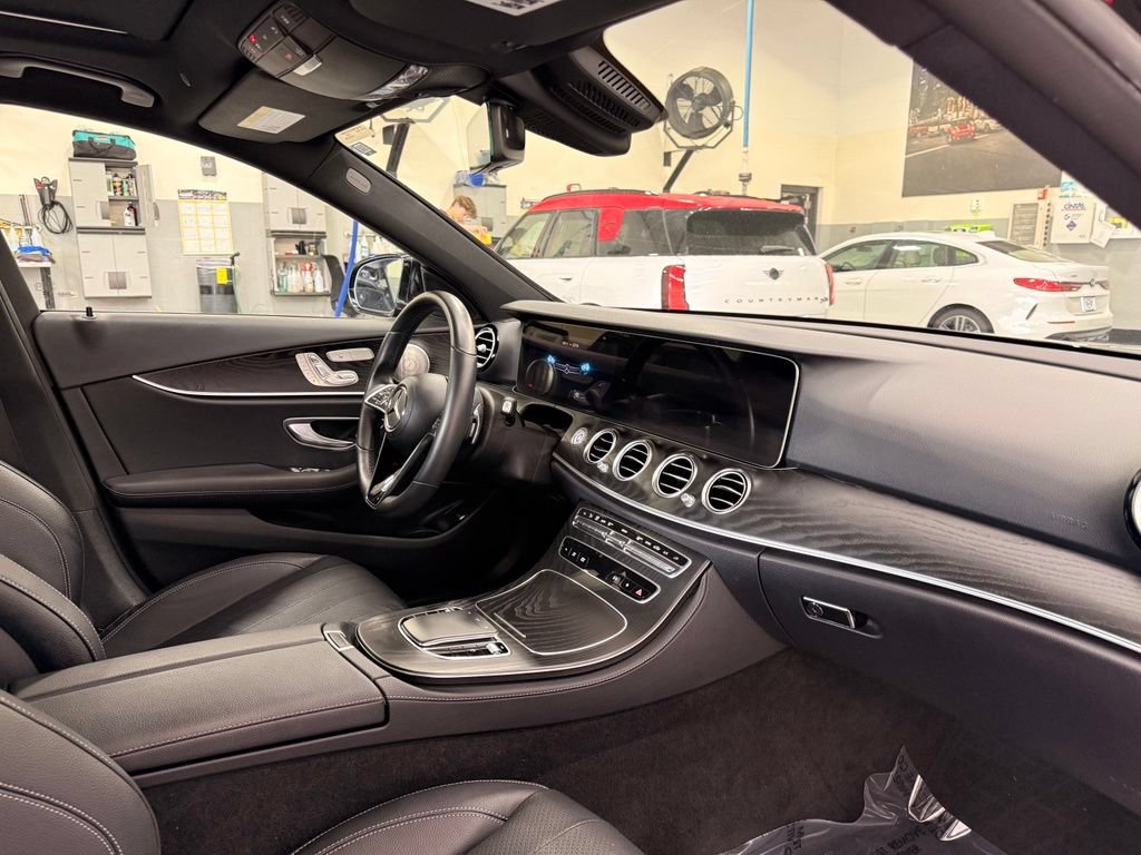 Used 2023 Mercedes-Benz E 350 4MATIC Sedan image 29